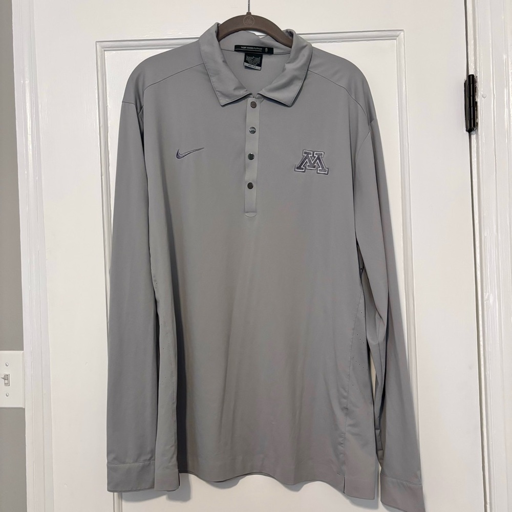 Nike Tiger Woods Platinum Long-Sleeve University of Minnesota Polo